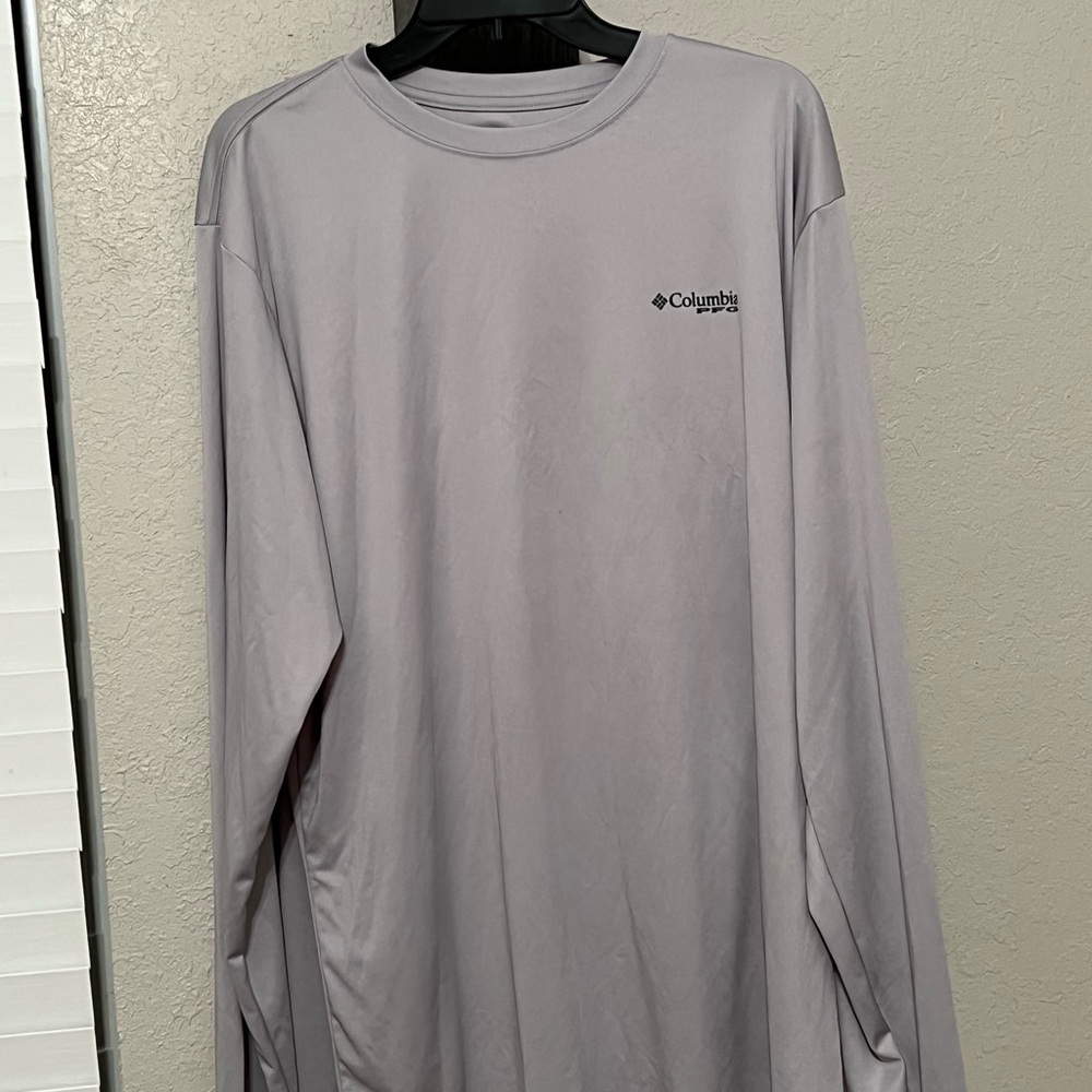 Columbia Grey Sportswear Shirt